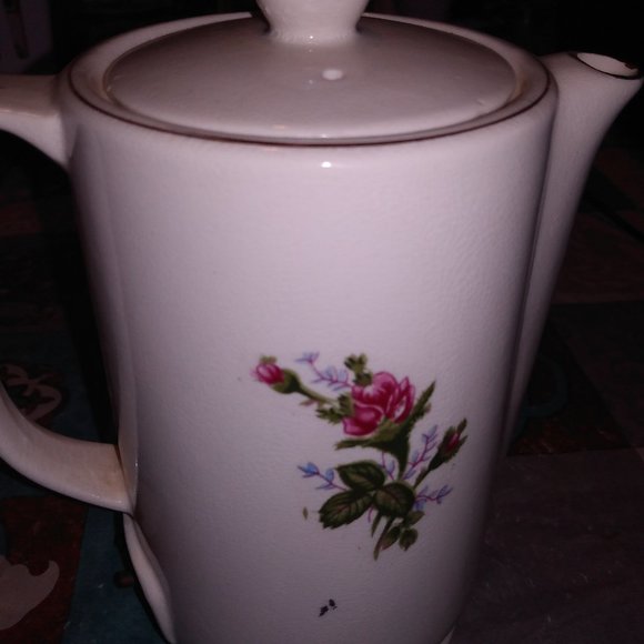 Tea Pot Electric Pink Roses  w/Gold Trim Vintage - Picture 2 of 6